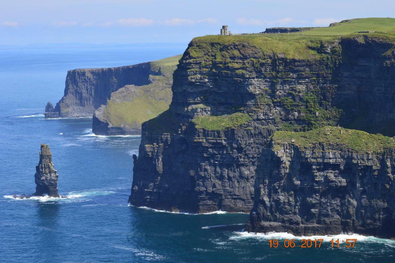 Sea Breeze Lejlighed Doolin Eksteriør billede